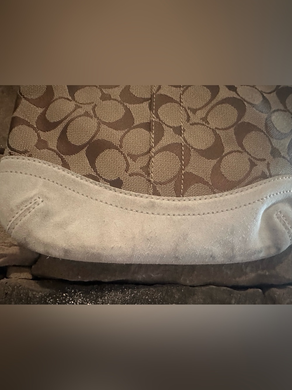 Auth. Coach Brown Signature Canvas Shoulder Bag with Shearling Cream Fur Trim!! - Picture 5 of 15